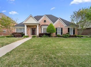 2805 Micarta Dr, Plano, TX 75025