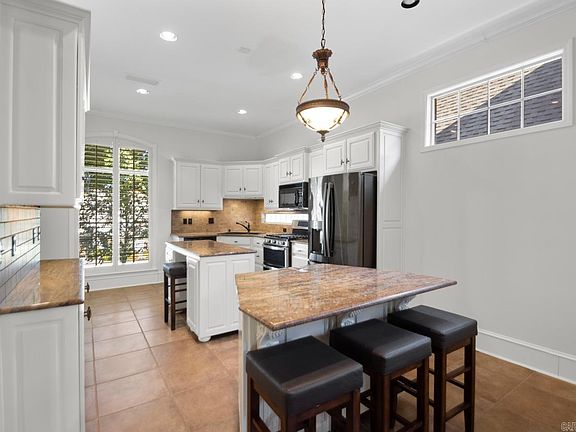 5th image of 71 Wellington Colony Dr