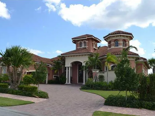 118 SE Mira Lavella, Port Saint Lucie, FL 34984