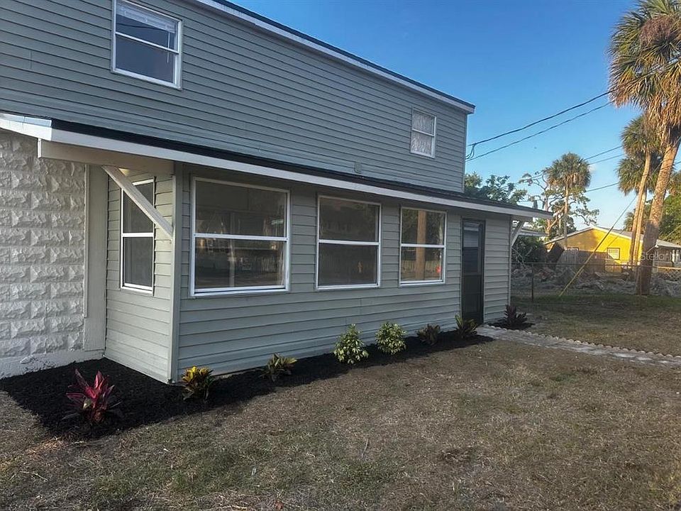 1st image of 716 Tropic St