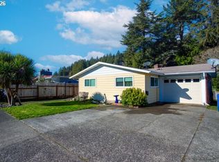 1745 Greenwood Ave, Reedsport, OR 97467