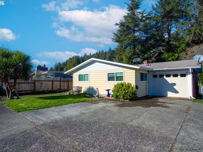 1745 Greenwood Ave, Reedsport, OR, 97467