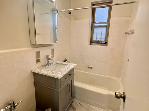 2355 East 12th Street 2U image 5 of 5