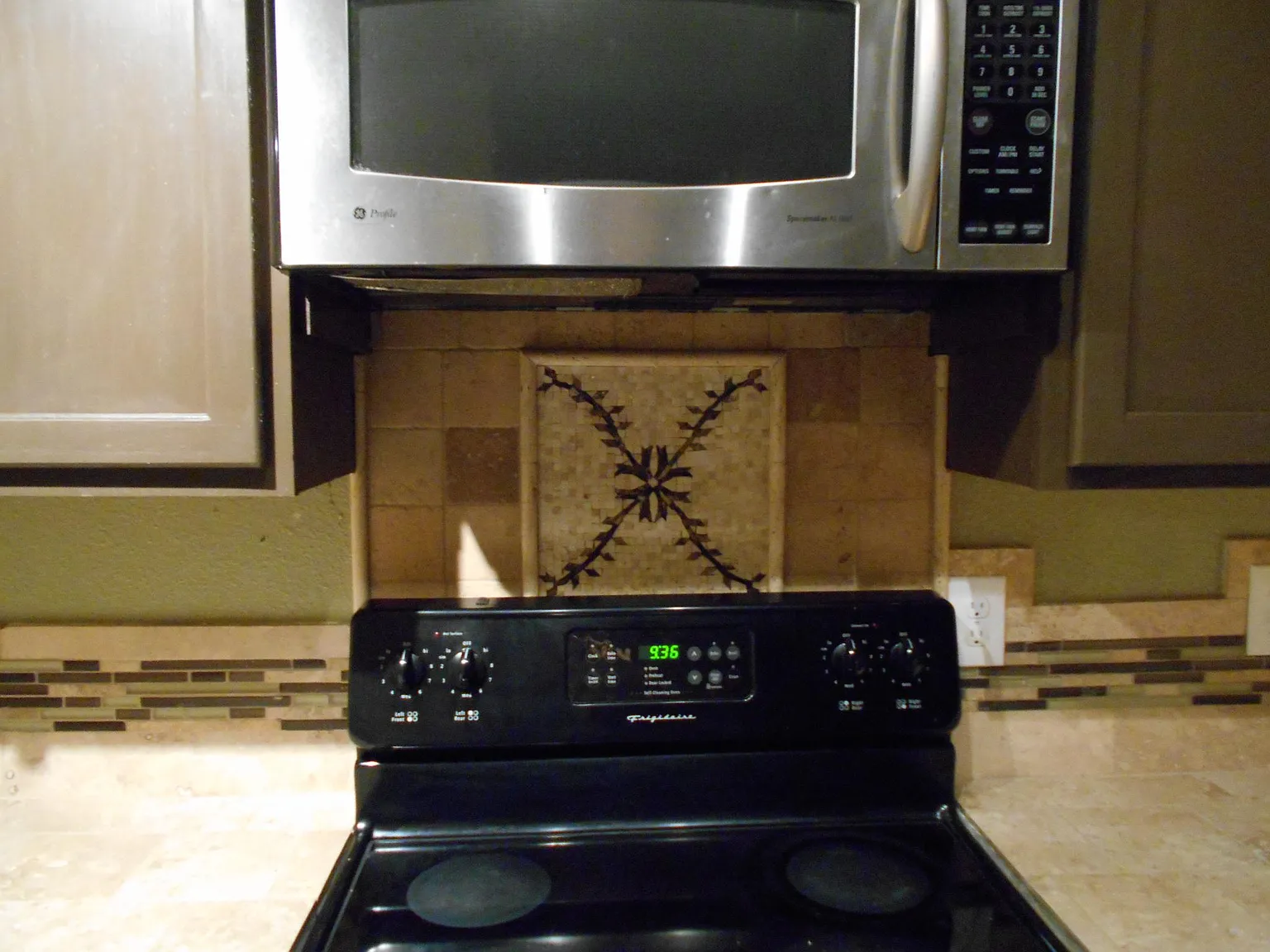 2 bed, 1034 sqft, $1,388 — Photo 3