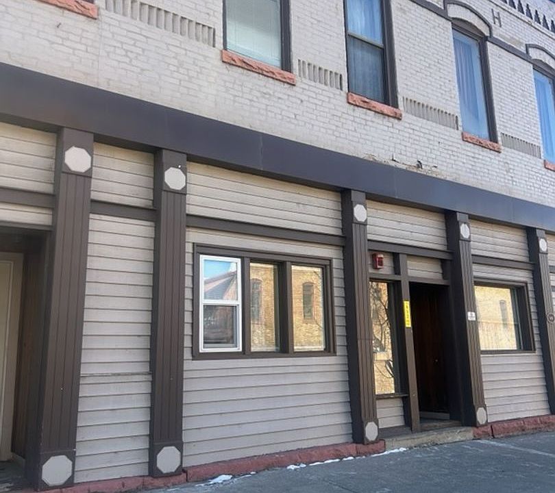 1st image of 412 8th St #1