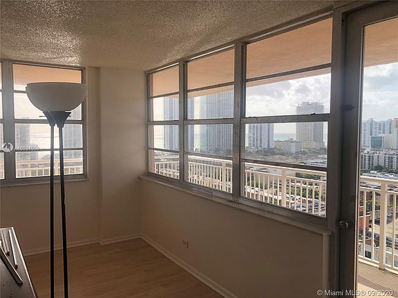 4th image of 250 SE 174th St #2204