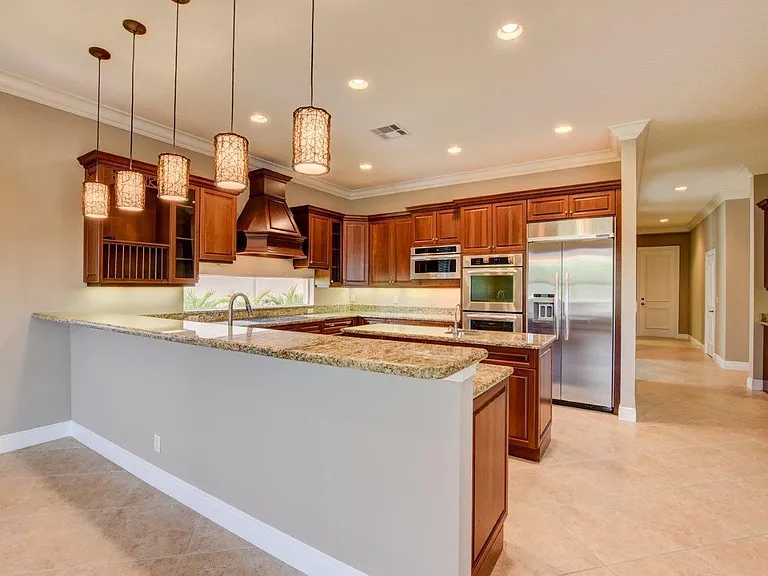 6669 Cobia Cir — Photo 17