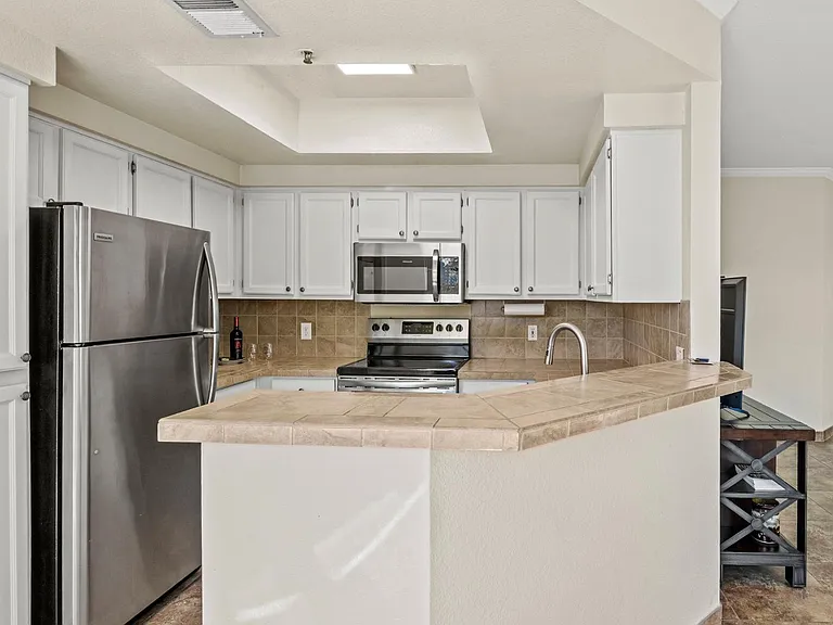 9450 E Becker Ln #2009 — Photo 10