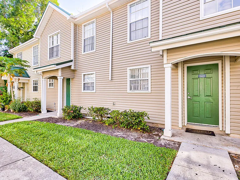 The Coast Townhomes — Photo 15