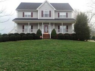 8532 Snow Ridge Dr, Ooltewah, TN 37363