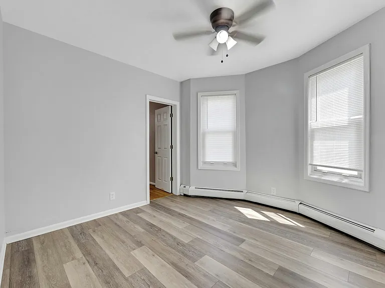 207 E Passaic Ave #1 — Photo 4
