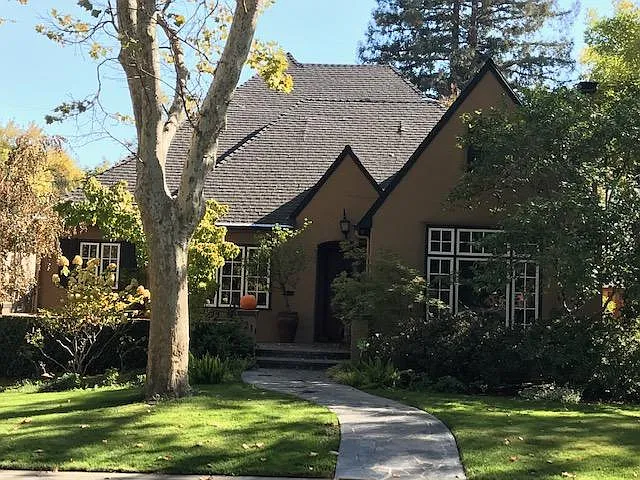 521 45th St photo 1