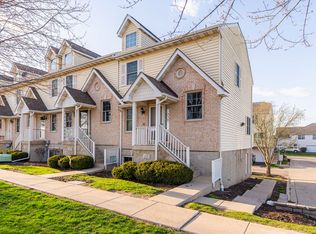 215 W Cortland Center Rd, Cortland, IL 60112