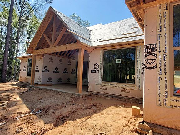 4th image of 1052 Brown Dr