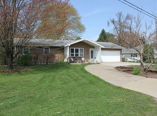 240 Kahoun Rd, Wisconsin Rapids, WI 54494