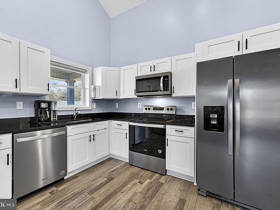 5th image of 175 Richards Ferry Rd