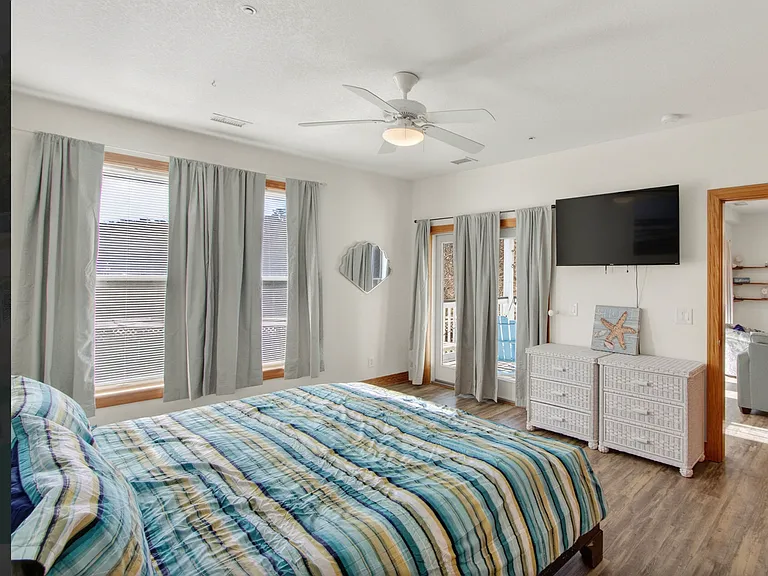 1700 Paget Rd #D-1 — Photo 5