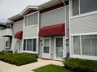 6621 Mariner Dr, Racine, WI 53406