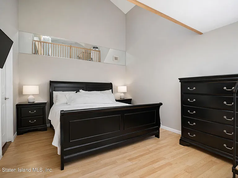 10 Pratt Ct — Photo 5