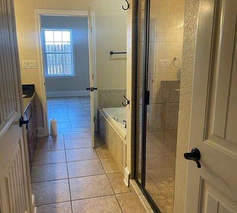 4th image of 1205 Stanton Ct