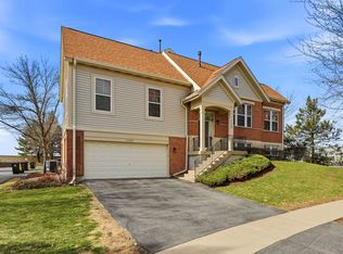 5680 Cambridge Way, Hanover Park, IL 60133