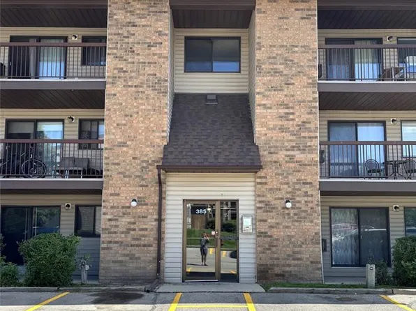 385 Kingsmere BOULEVARD, Saskatoon, SK S7J 4J6