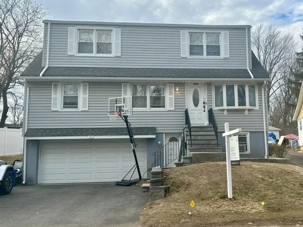 45 Van Ness Ave, Little Falls Twp., NJ 07424
