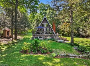 420 Phillips Rd, Highland Lakes, NJ 07422