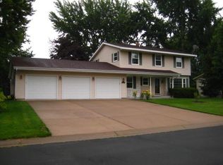 4724 Mackubin St, Shoreview, MN 55126