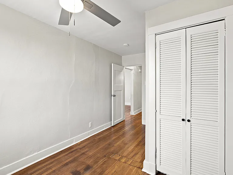 1131 Wisconsin Ave — Photo 18