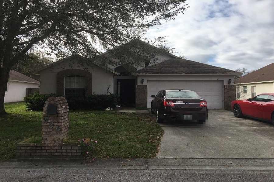 1st image of 205 Citrus Landing Dr