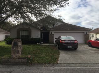 205 Citrus Landing Dr, Plant City, FL 33563