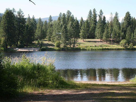 3rd image of 432 Quartz Rd