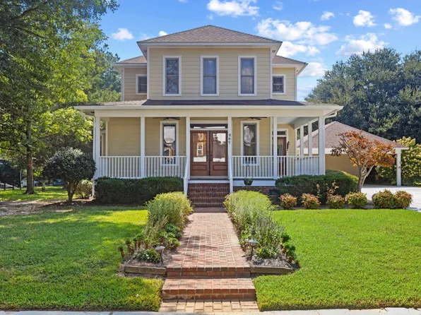 207 Hopkins Ave, Spring Hope, NC 27882