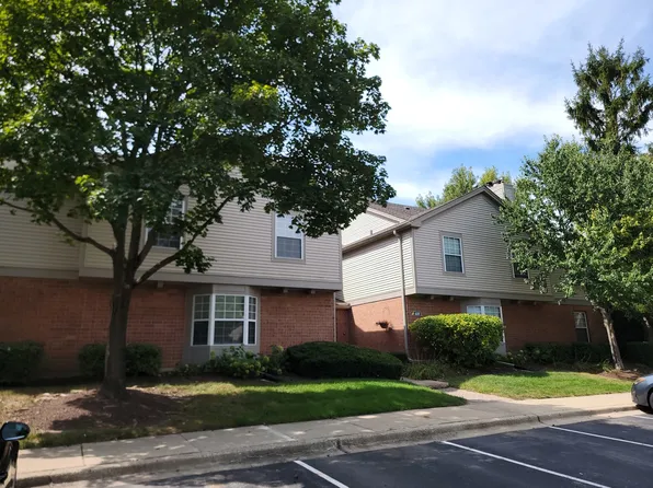 137 White Oak Ct APT 1, Schaumburg, IL 60195