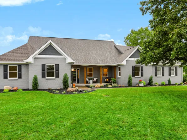 7405 Rooses Dr, Indianapolis, IN 46217