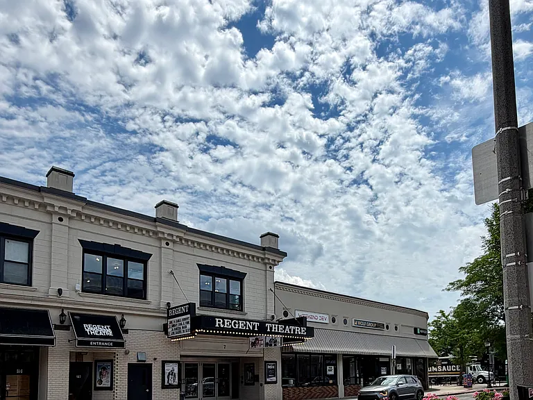 Massachusetts Ave — Photo 15