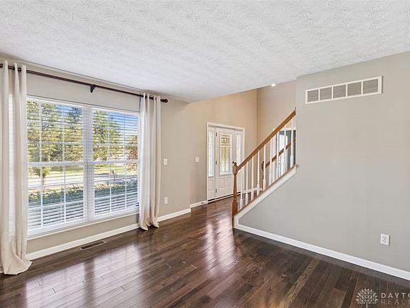 5th image of 5909 Thornberry Ct