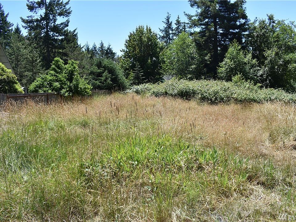 1st image of 9740 Lookout Dr NW