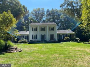 8005 Whitting Dr, Manassas, VA 20112