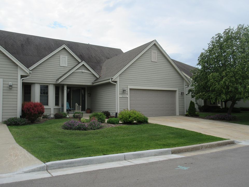 2nd image of 4239 N Circle Dr