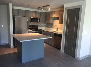 705 W 5th St #3420, Charlotte, NC 28202