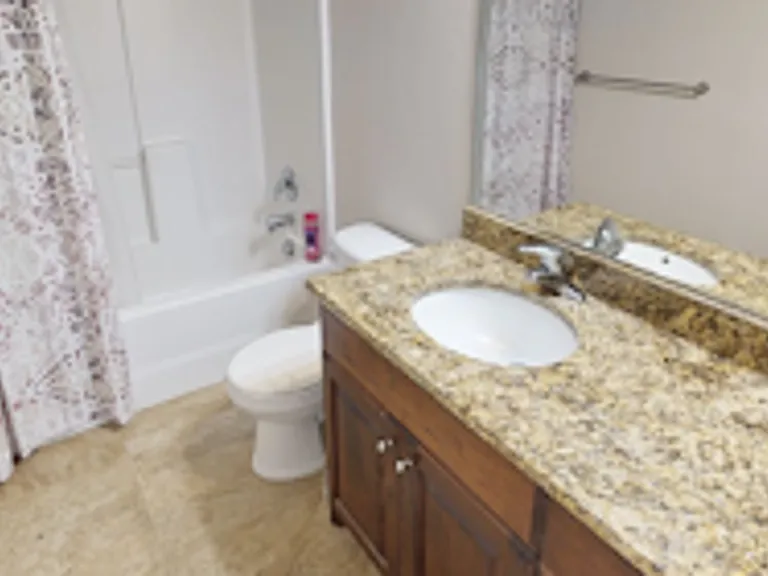 246 E Bridgewater Ln — Photo 15