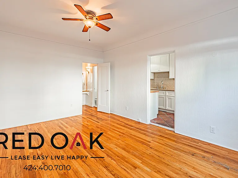 660 S Cochran Ave #108 — Photo 1