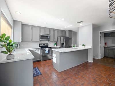 2216 Winter Sunday Way, Arlington, TX, 76012