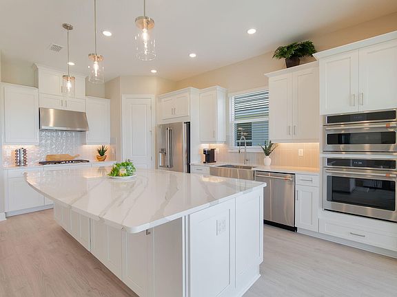 5th image of 13346 SW Mazzano Street