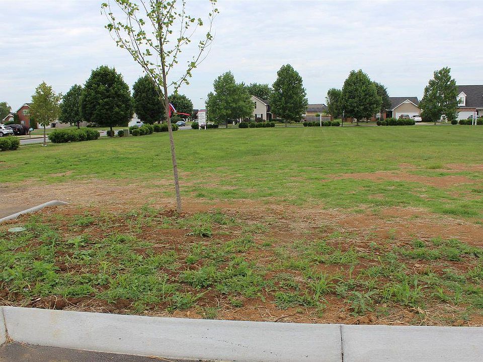 2nd image of Saint Andrews Dr