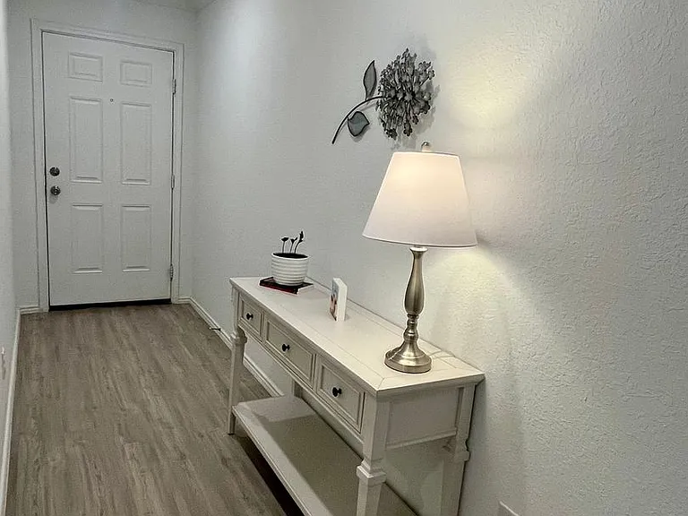7715 Yeti Park — Photo 3