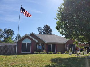 11 Lee Road 2000, Smiths Station, AL 36877