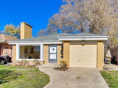 4308 Main St, Skokie, IL, 60076